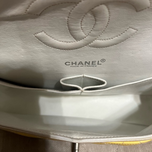 Chanel small double flap patent gold bag - Picture 7 of 10